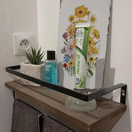 La Tourelle - Et D'hote Frühstückspension