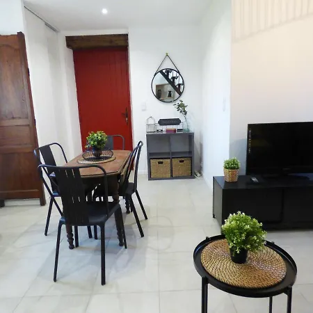 Frühstückspension La Tourelle - Et D'hote 3*