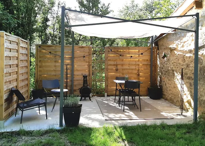 Couette-café La Tourelle - Et D'hôte Saint-Antonin