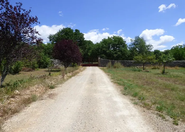 Couette-café La Tourelle - Et D'hôte 3*